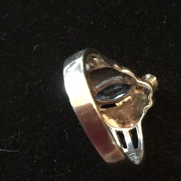 Estate Marquee Cut Blue Topaz Ring - Picture 6 of 8